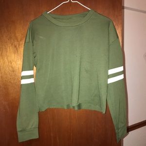 Long sleeved crop top